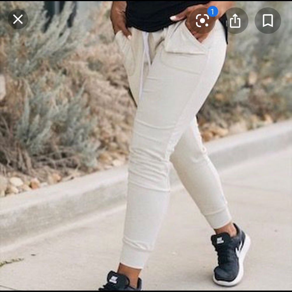 Zyia oatmeal Cozy Jogger size M